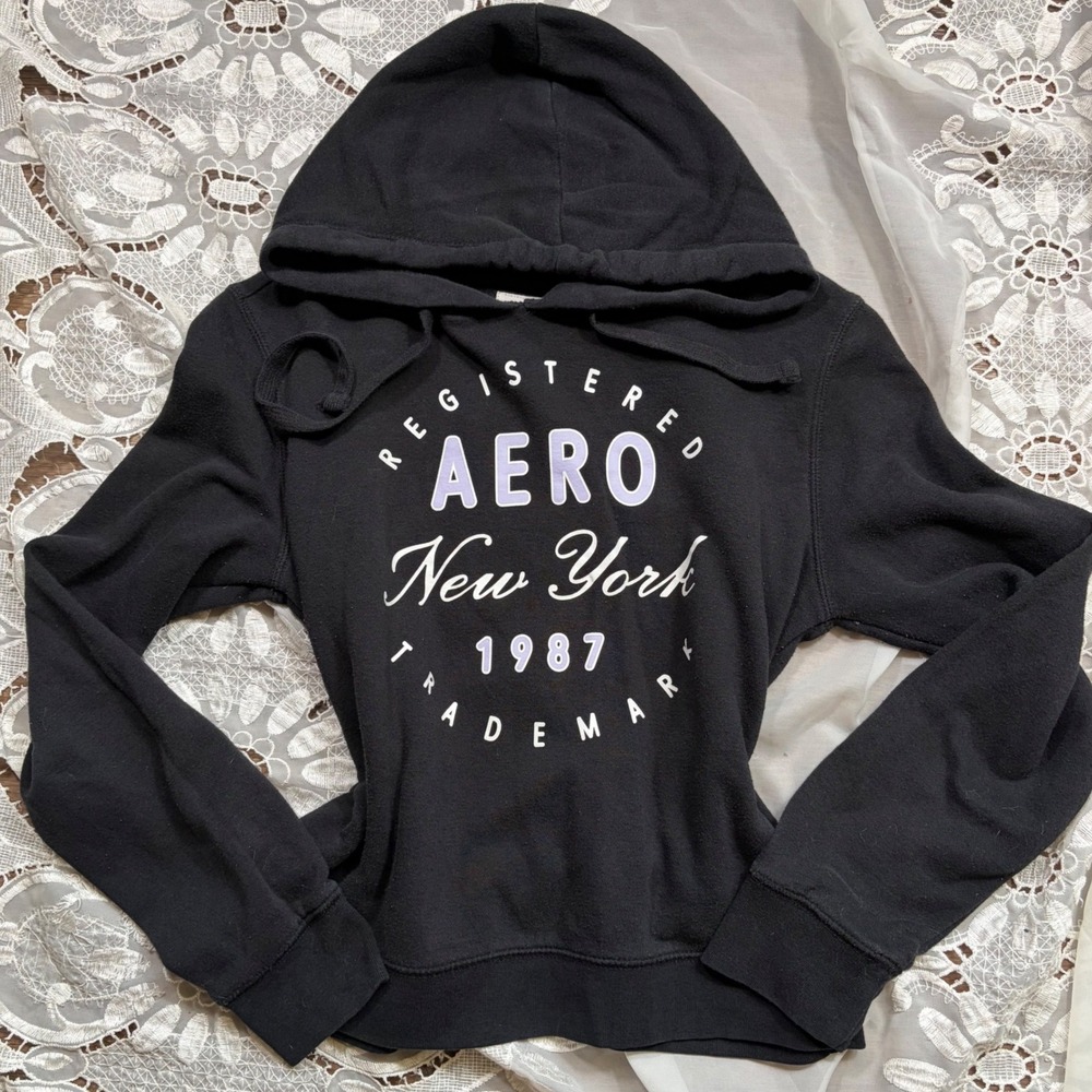 Aeropostale Womens Black Aero New York 1987 Graphic Fleece Hoodie Sweatshirt M